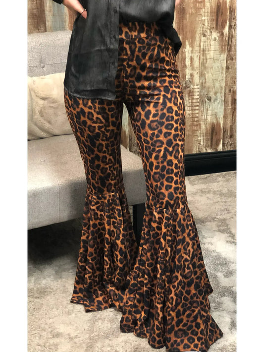 Fitted Bell Bottom w/ Knee Seam Leopard